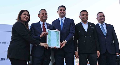 CHP Genel Başkanı Özel: "Başkan Adıgüzel, 6 yıllık işi 6 ayda yaptı"