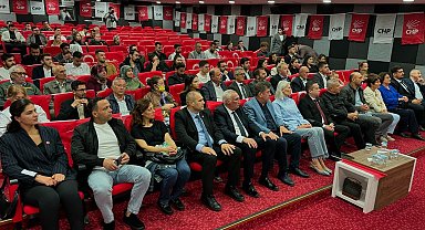 CHP'nin kongresinde koltuklar boş kaldı