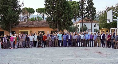 Çocukların yüzü Başkan Yetişkin ile güldü