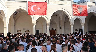 Cumhurbaşkanı Erdoğan ile Arnavutluk Başbakanı Rama, Namazgah Camii'ni ibadete açtı
