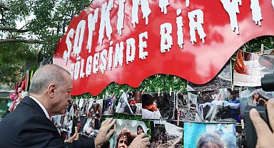 Cumhurbaşkanı Erdoğan "Soykırımın Gölgesinde Geçen Bir Yıl" sergisini gezdi