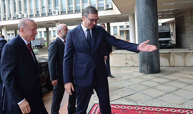 Cumhurbaşkanı Erdoğan, Sırbistan'da resmi törenle karşılandı