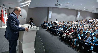 Cumhurbaşkanı Ersin Tatar'dan üniversite öğrencilerine ilk ders