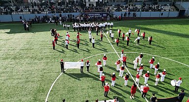 Cumhuriyet'in 101. yılı Kağıthane'de coşkuyla kutlandı