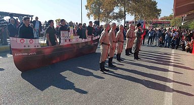 Cumhuriyet'in 101. yılı kutlamalarında Jandarma ve polis gösterileri nefes kesti