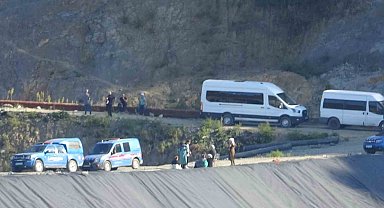Defne yaprağı toplamak için gittiği ormanda kaybolan kadını jandarma buldu