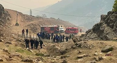 Denizli'deki yangına 7 hava aracı ve 1069 personelle müdahale ediliyor