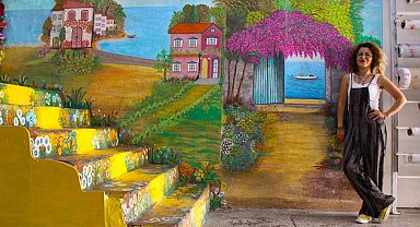 Denizsiz şehre çizdiği deniz manzarası ilgi odağı oldu