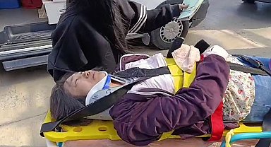 Devrilen otobüste yaralanan 22 Japon turistten 20'si taburcu edildi