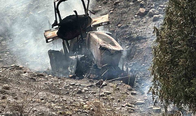 Devrilen traktörün altında kalan sürücü hayatını kaybetti