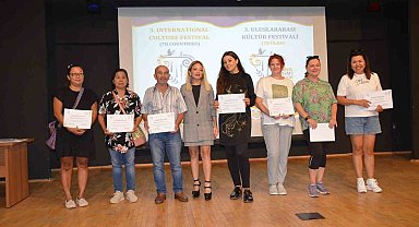 Didim'de festivale katkı sunanlar onurlandırıldı