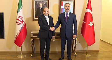 Dışişleri Bakanı Fidan, İranlı mevkidaşı Abbas Erakçı ile görüştü