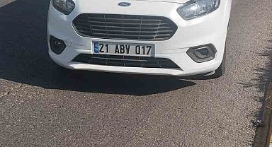 Diyarbakır'da hafif ticari aracın çarptığı yaşlı adam ağır yaralandı