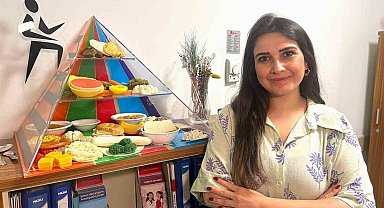 Diyetisyen Şükriye Eral: "Çocuklar okula gitmeden önce kahvaltı etmiyorsa ara öğün eklemeliyiz"