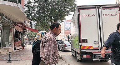 Dolandırıcıların tuzağına düştü, polis ekiplerince kurtarıldı