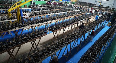 Dünyanın en yoğun katılımlı kanarya ırk yarışması Balıkesir'de yapıldı