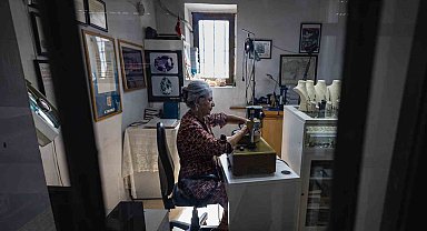 Dünyanın mücevheri Gülay ustanın elinden çıkıyor