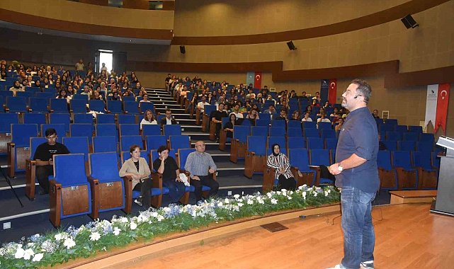 Düzce Üniversitesi beden dilini öğretti
