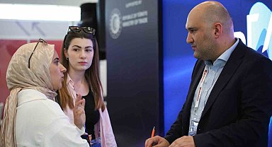 E-ihracat uzmanı Koca: "Üretici firmalar için tek çözüm yurt dışı pazarlara açılmak"