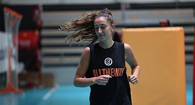 Eczacıbaşı Dynavit, sezonun ilk maçına çıkacak