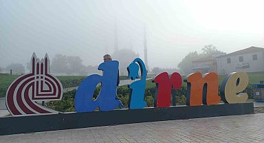 Edirne'de sonbaharın ilk sisi etkili oluyor