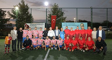 Edremit Belediyesi Cumhuriyet Kupası futbol turnuvası başladı