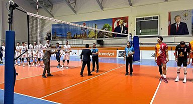 Efeler Ligi: TÜRŞAD: 0 - Galatasaray: 3