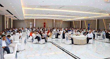 Eğitim-Bir-Sen'den okul müdürlerine özel bilgilendirme ve istişare toplantısı