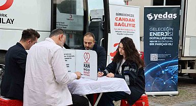 Elektrik dağıtım şirketi çalışanlarından Kızılay'a anlamlı destek