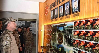 Emniyet Müdürü Baybaba, Özel Harekat ve Çevik Kuvvet polisleriyle bir araya geldi