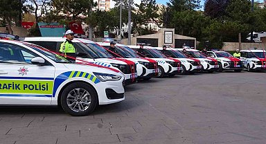 Emniyet ve jandarma teşkilatına 48 yeni araç