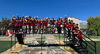 Erzincan'da çocuklara oyunlarla trafik eğitimi verildi