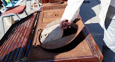 Erzincan'da havalar soğudu, sobalar satışa çıkarıldı