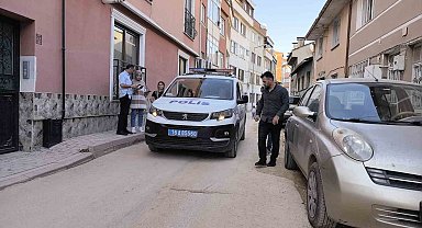 Eski nişanlısının önünü kesip ateş etti