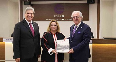 Eskinazi: "Yokuş yukarı tekerlek çeviriyoruz"