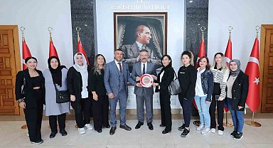 Eskişehir Gastronomi Derneği'nden Vali Hüseyin Aksoy'a ziyaret
