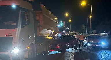 Eskişehirspor'un eski kulüp personelini ve taraftarı taşıyan araç kaza yaptı