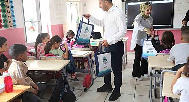 Eyyübiye'nin sıfır atık toplama aracı okullarda