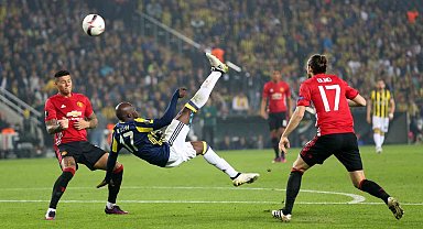 Fenerbahçe, 8 yıl sonra Manchester United'ı konuk edecek