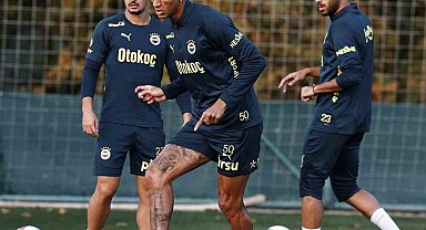 Fenerbahçe, Samsunspor maçı hazırlıklarına başladı