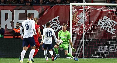 Fenerbahçe, Twente deplasmanında 1 puan aldı