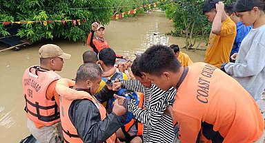 Filipinler'de Trami Tropik Fırtınası'nda 14 kişi hayatını kaybetti