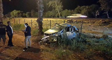 Finike'de kontrolden çıkan otomobil takla attı: 1 ölü, 3 yaralı