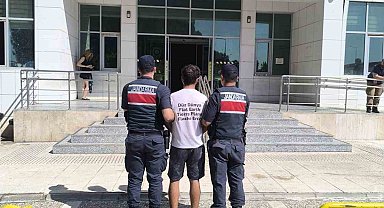 Firari hükümlü jandarmadan kaçamadı