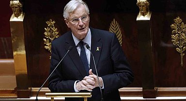 Fransa Başbakanı Barnier boyun bölgesinden ameliyat oldu