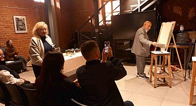 GAÜN Öğretim Üyesi Aliyev Rusya'da sergi açtı