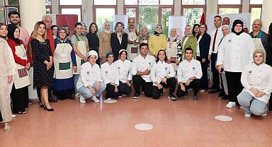 GAÜN'de koruyucu aileler yarıştı