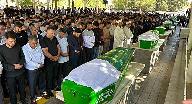 Gaziantep'te 6 tabut yan yana dizildi, göz yaşları sel oldu