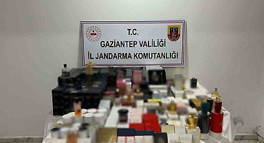 Gaziantep'te bin 137 adet kaçak parfüm ve deodorant ele geçirildi