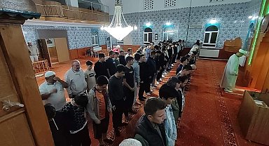 Gediz'de cami gençlik buluşması